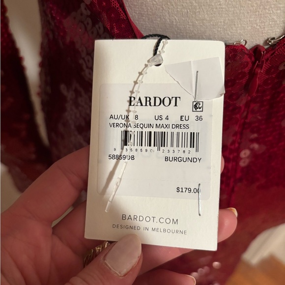 Bardot Verona Sequin Maxi Dress in Burgundy - Picture 8 of 8